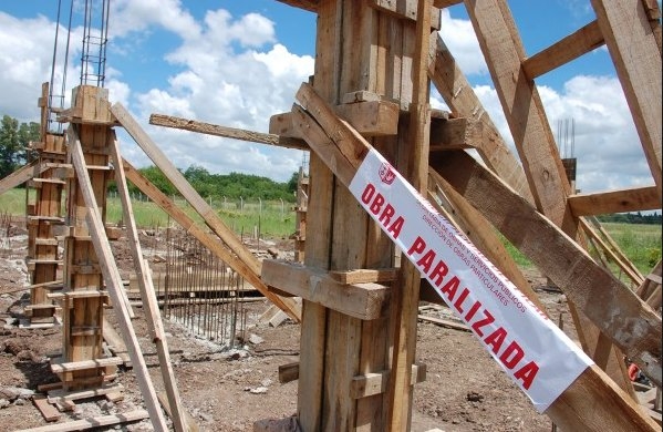 Obras Públicas canceladas para cumplir con el aumento docente