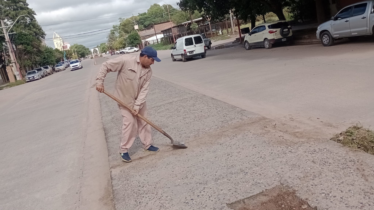 Limpieza en la principales calles de la ciudad