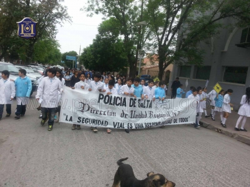 En Metán se realizó una caminata por campaña de concientizacion