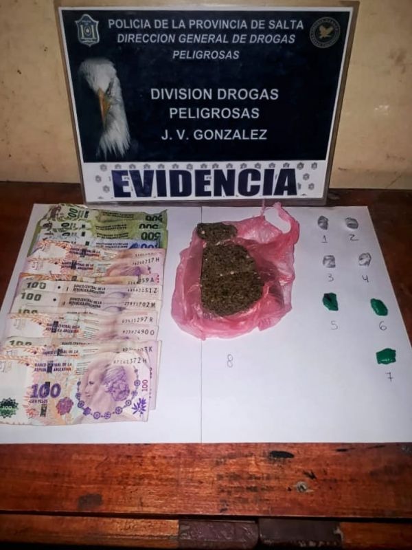 Detenido y secuestro de drogas en Las Lajitas
