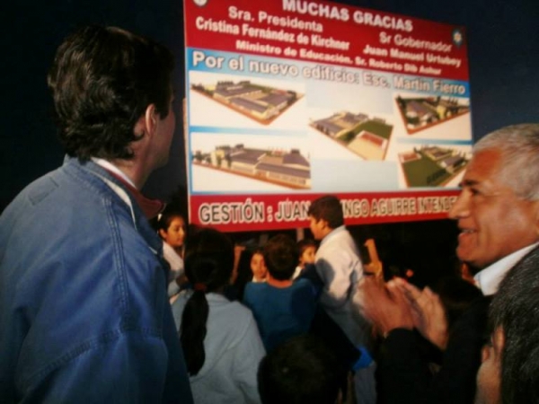 El Gobernador Juan Manuel Urtubey inauguró obras en Joaquín V. González