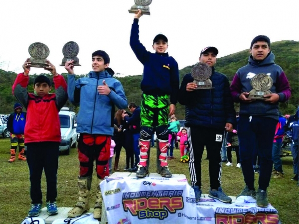 Subcampeón por partida doble