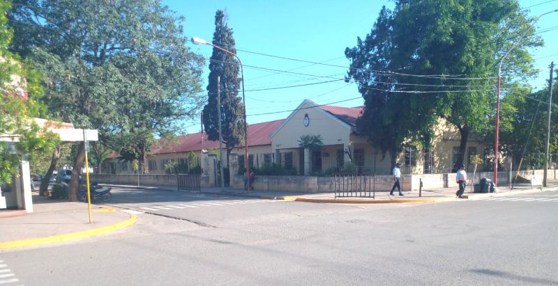 En J. V. González detienen a un docente acusado por abuso sexual a 7 niñas