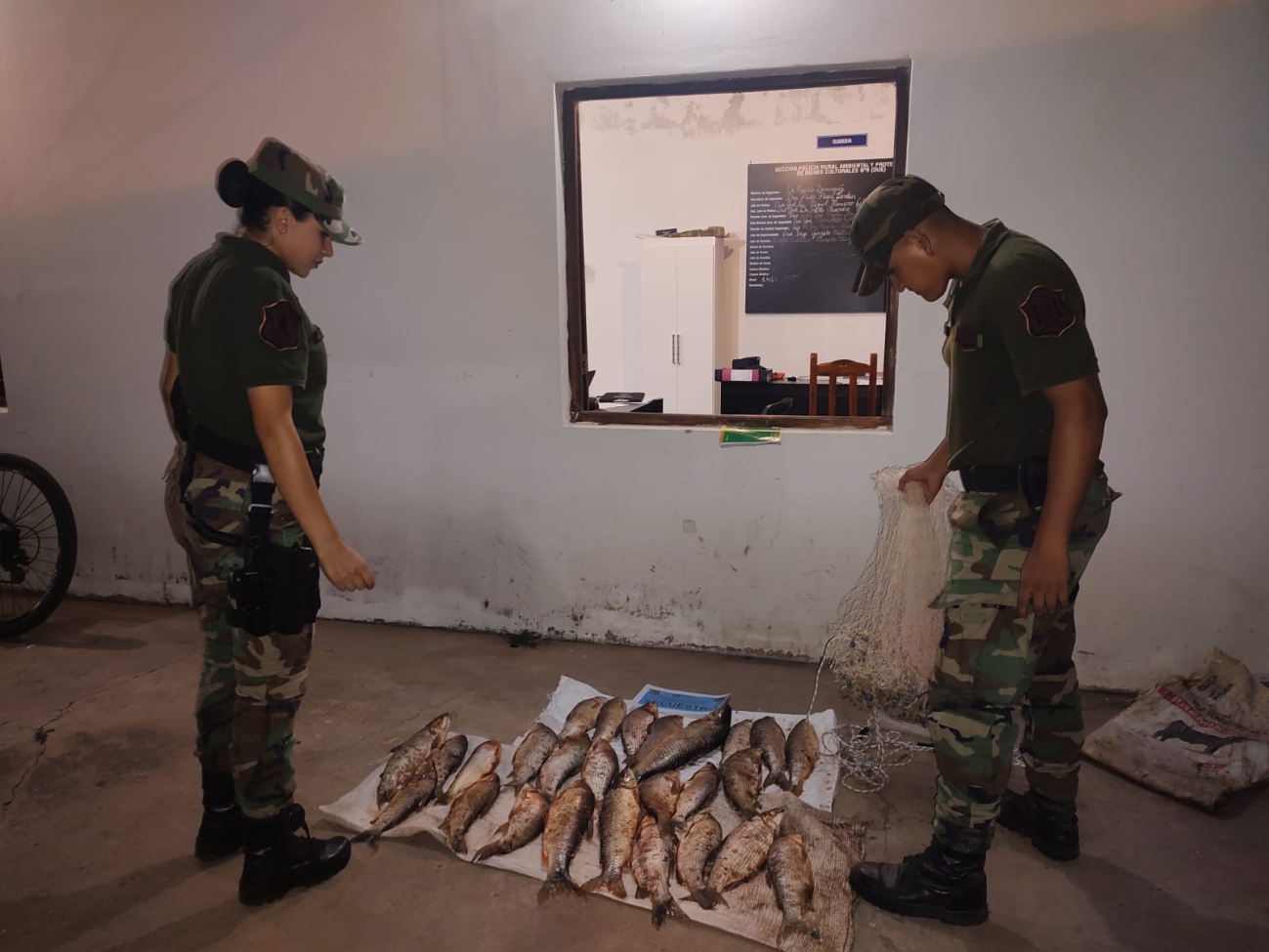 Infraccionan en Las Lajitas a dos pescadores