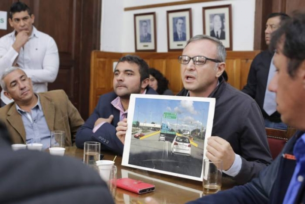 Diputados recibieron a vecinos y autoridades para tratar obras en la ruta 9/34