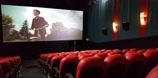El COE habilitó la apertura de cines en Salta