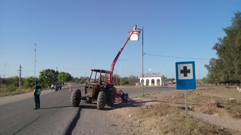 Iluminación Led sobre Ruta Provincial N° 5 en Apolinario Saravia