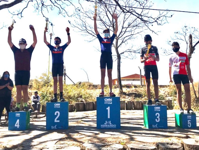 ‘Teo’ Gómez ganó Rally de Mountain Bike en La Aguadita