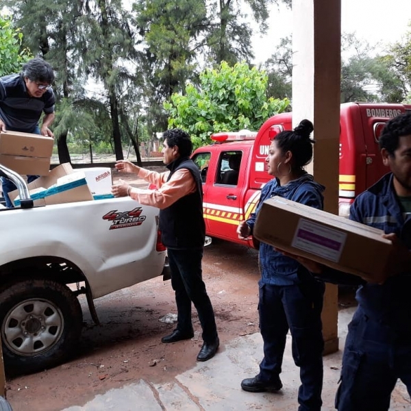 PUESTOS DE CONTROL MÉDICO EN LOS CENTROS DE EVACUADOS DE APOLINARIO SARAVIA