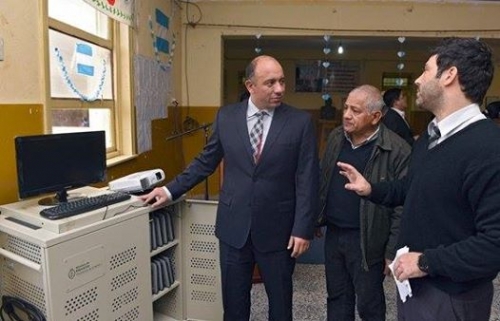 Treinta escuelas primarias de Anta y Metán recibieron aulas digitales móviles