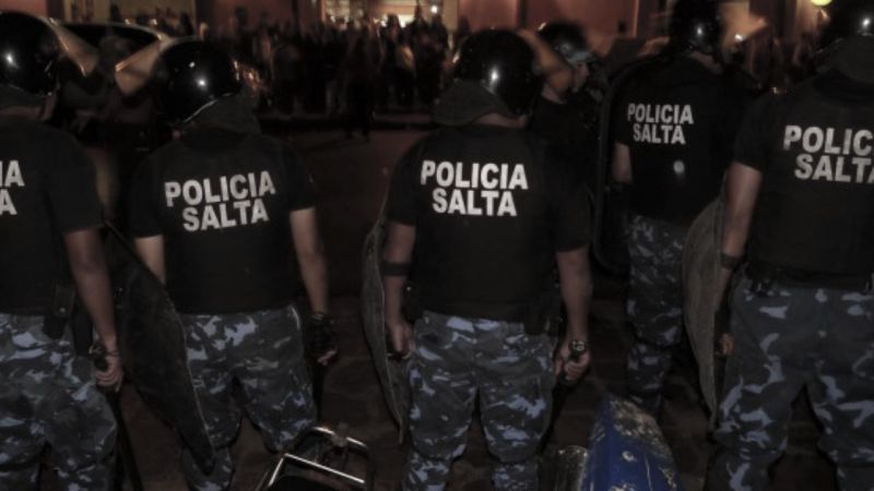 Piden el juicio contra los policías que inventaron una causa tras disparar a una familia