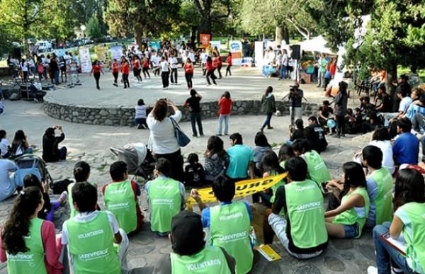 Cientos de jóvenes se movilizaron en el Día Global del Voluntariado Juvenil