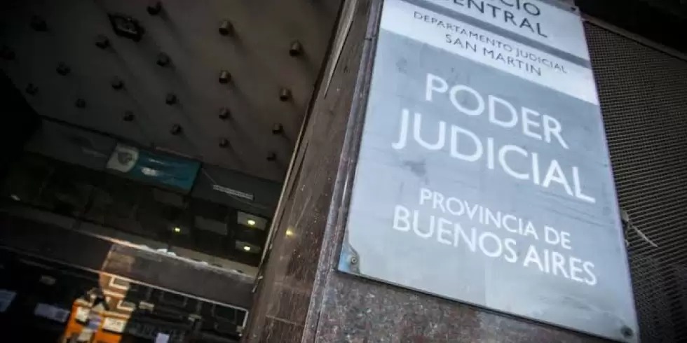 Banda de policías extorsionaba a imputados por narcotráfico, fraguaba procesos y se apropiaba de la droga