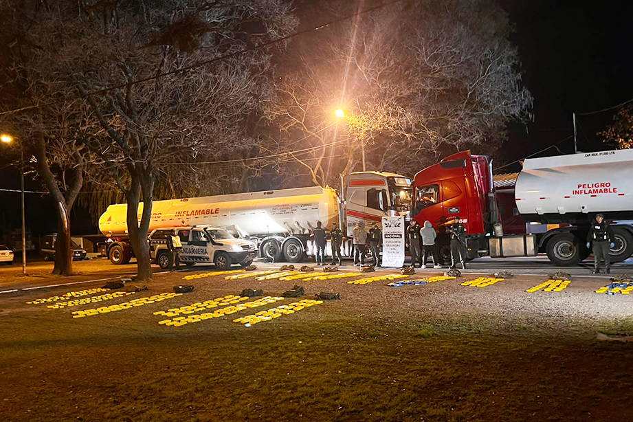Imputaron a dos camioneros que transportaban 400 kilos de cocaína