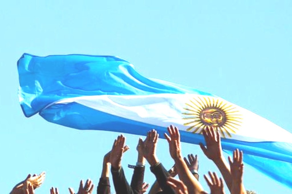 Preparan acto por el Día de la Bandera