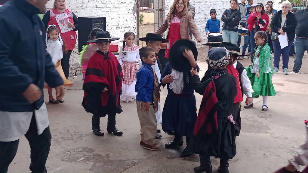 "Las infancias de la tierra gaucha"