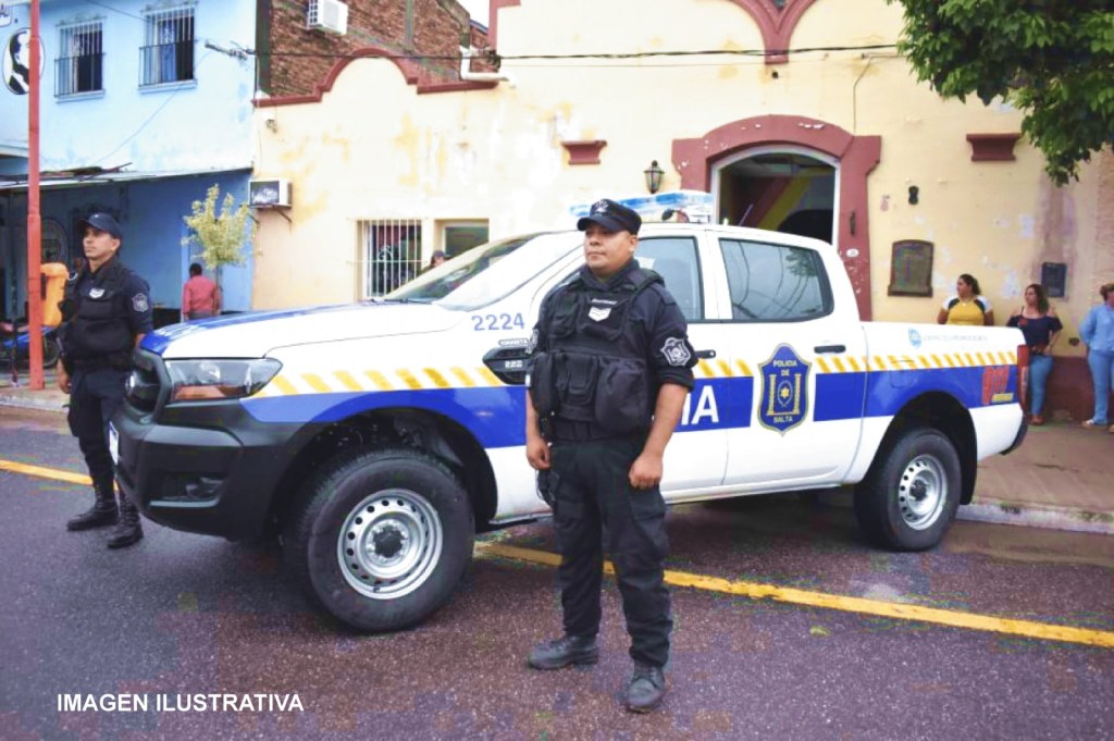 Joven detenido con 117 envoltorios de pasta base y un arma
