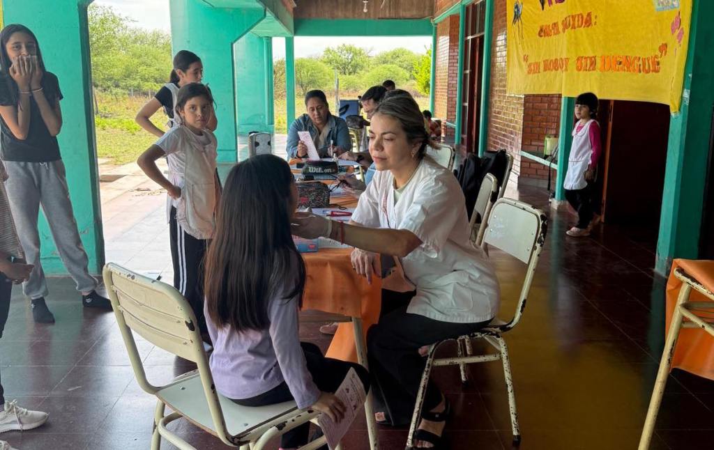 En Ceibalito proporcionaron asistencia sanitaria integral a niños en edad escolar
