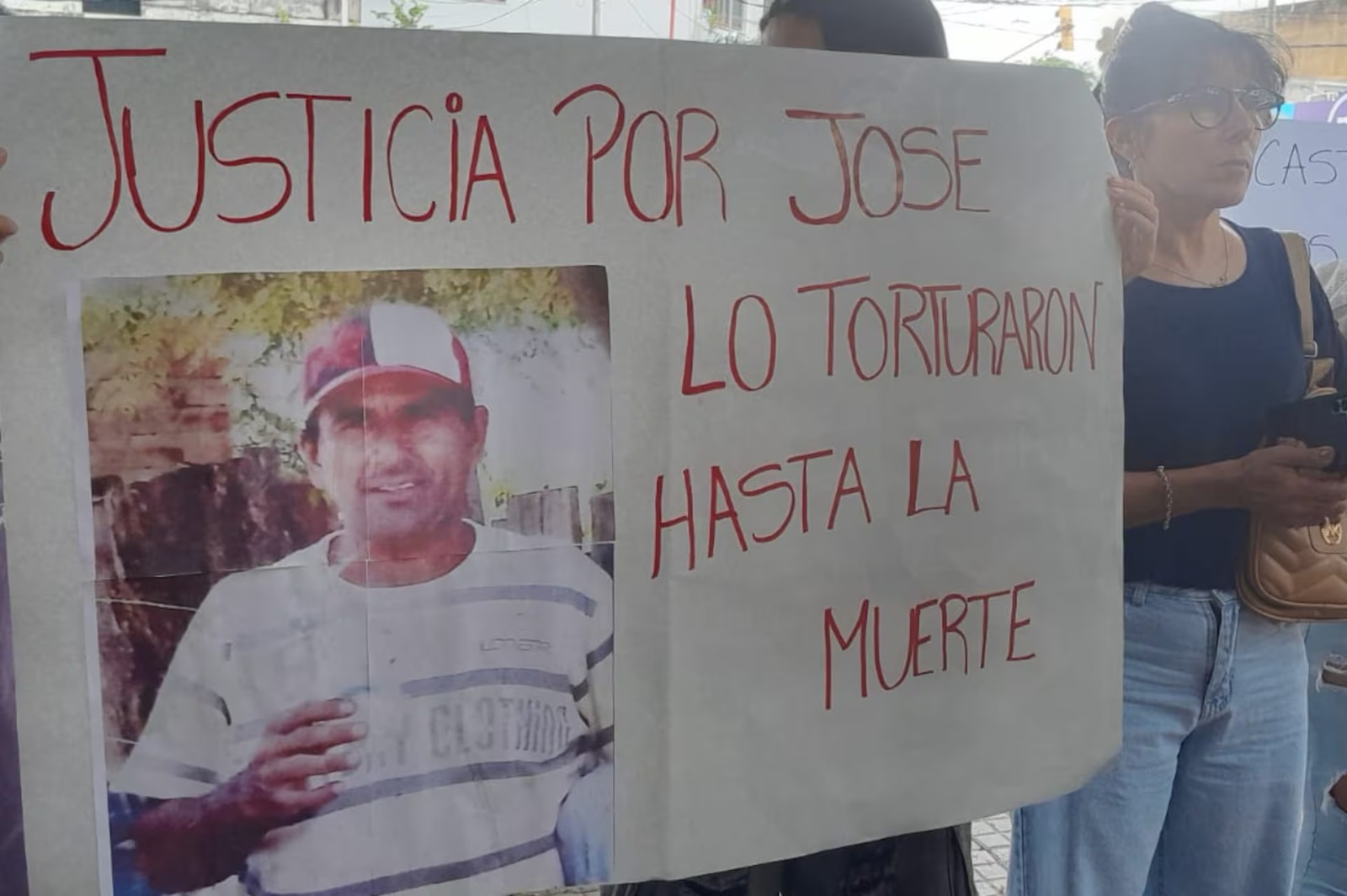 “La Policía de Joaquín V. González no se hace cargo de nada”