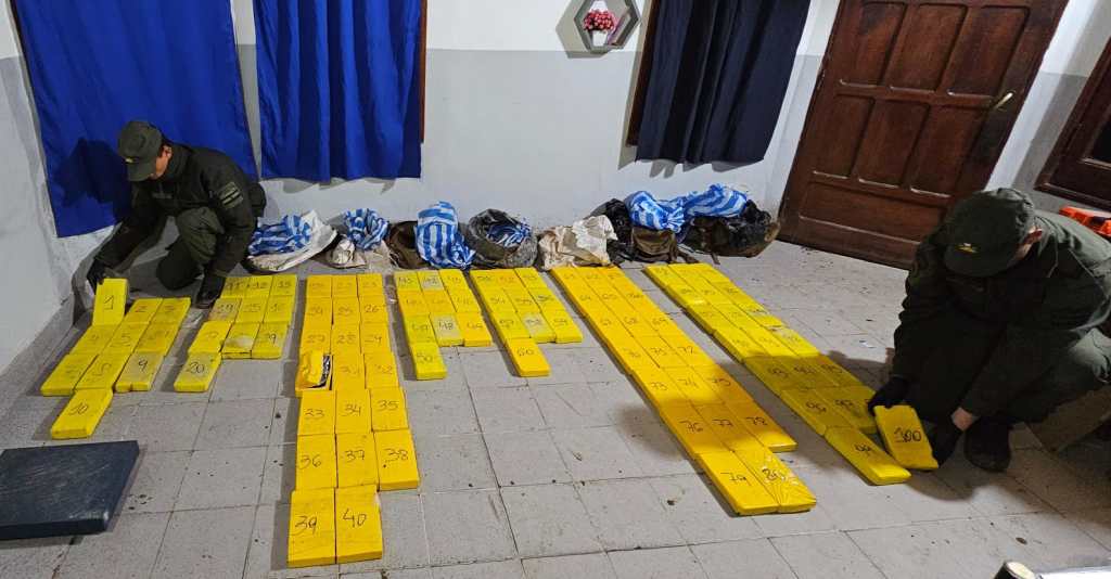 Secuestran de cocaína en paraje “La Loma”