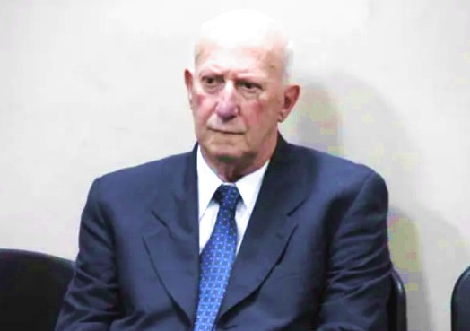 Condenan a ocho años de prisión a un exjefe policial por el abuso sexual