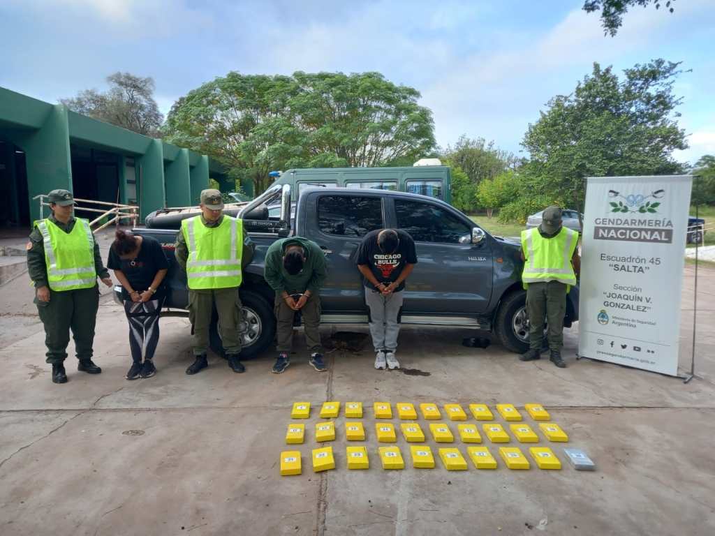Cocaína en vehículo familiar