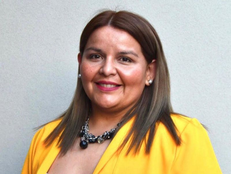 Denuncian a la suplente de Zapata por usurpación de título