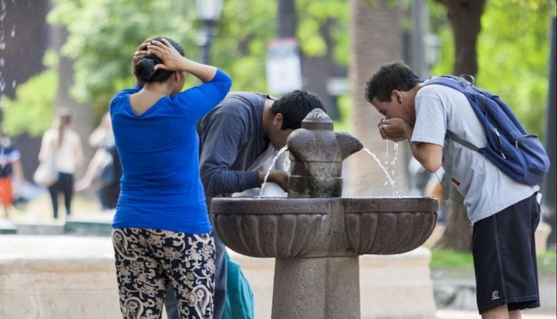 Se recomienda tener precaución para evitar golpes de calor