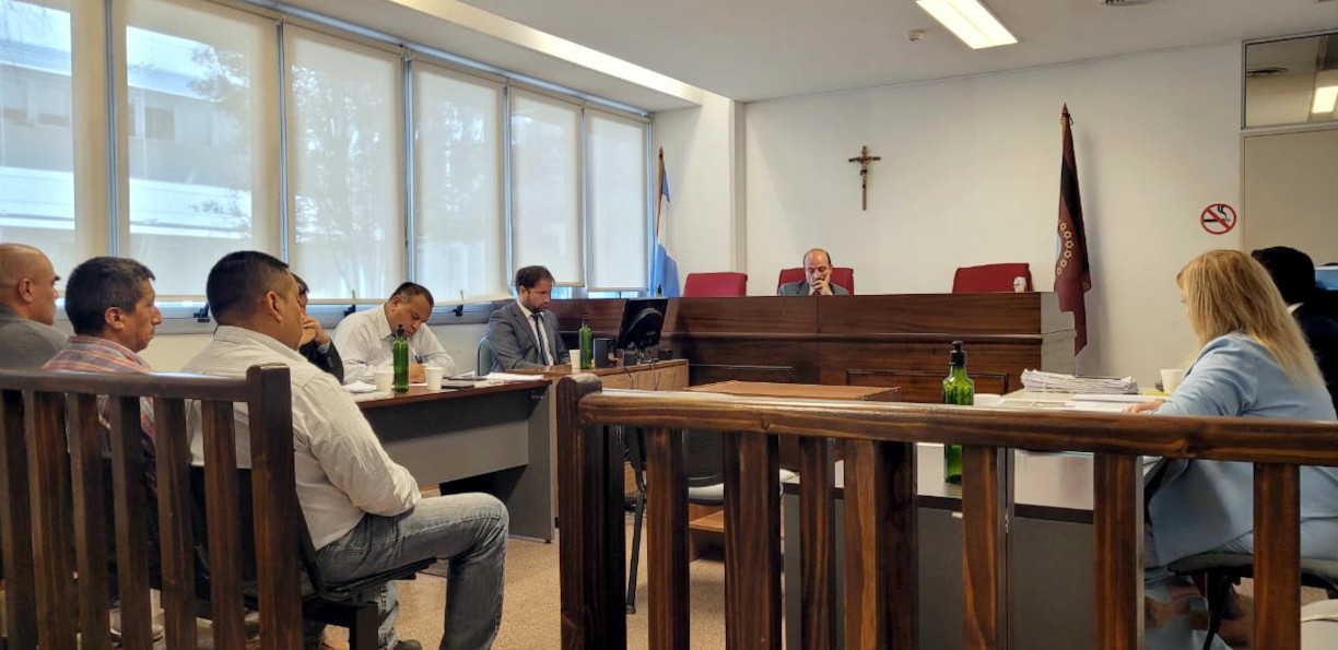 Cuatro policías absueltos por aplicación del principio de la duda