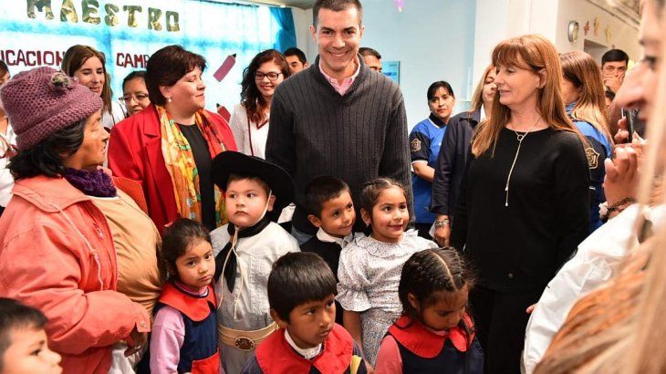 Escuelas y otras instituciones se abrirán los fines de semana para dar de comer a niños y niñas