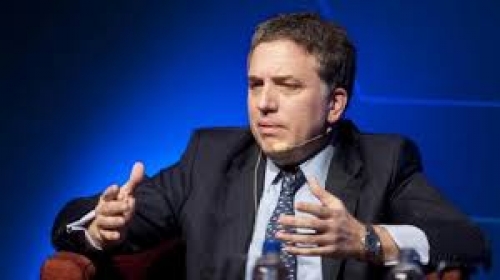 Dujovne reconoció que “hay gente que no llega a fin de mes”