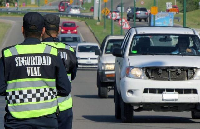 18 fiestas clandestinas, más de 300 conductores alcoholizados y cuatro siniestros viales con víctimas fatales durante el fin de semana largo