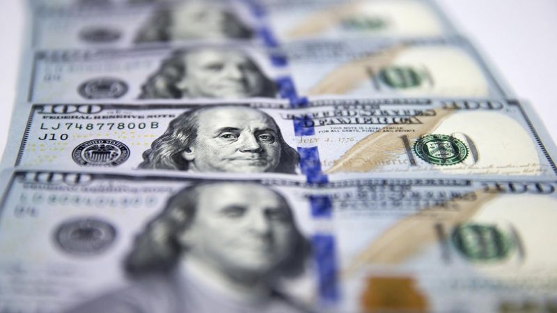 Uruguay: ofrecen tarjetas prepagas para evitar el 30% del dólar turista