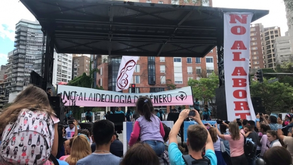 “La gente que se opone a la educación sexual integral está promoviendo los abusos”