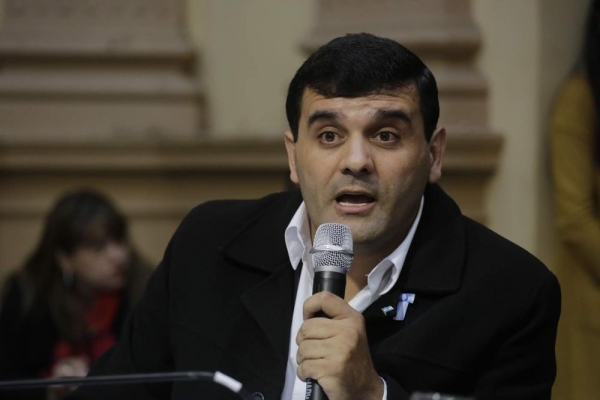 “Macri manda los militares y se lleva los gendarmes a Buenos Aires para garantizar su seguridad”