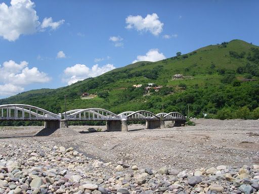 Encontraron un cráneo en el puente del río Wierna