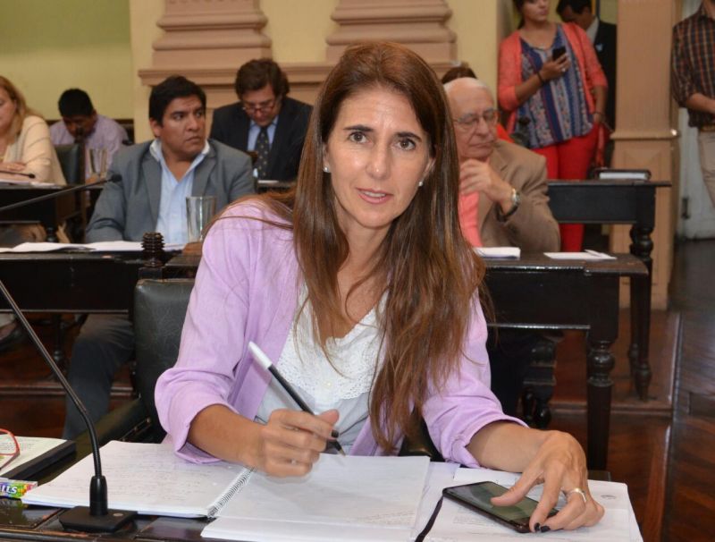 Socorroooo, quieren colegiar el periodismo