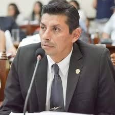 Altamirano destacó la necesidad de trabajar en la formalización de feriantes y microemprendedores