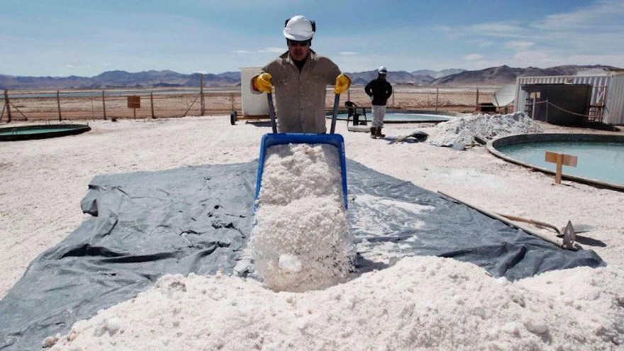 Comunidades originarias aseguran que las explotaciones de litio en Salta y Jujuy afectan el agua y el medio ambiente
