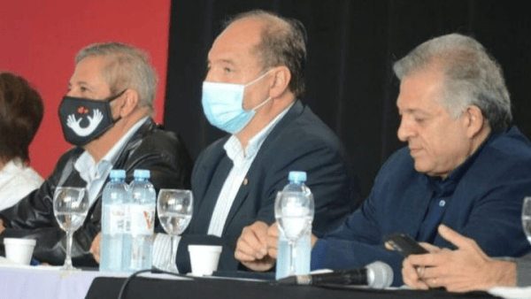 Villada cruzó duro a Jorge Guaymás
