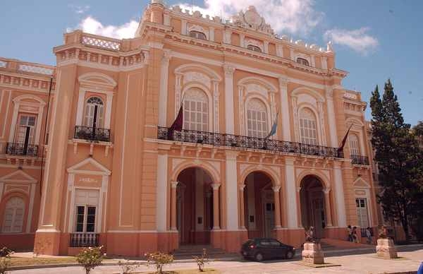 Cacique sí, indio no