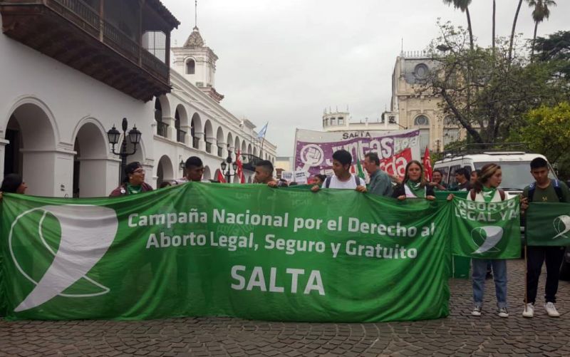 Desistió en el amparo el hombre que pretendía frenar una interrupción voluntaria del embarazo