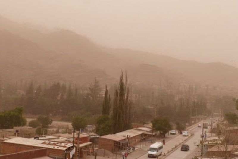 Alertas amarillas por fuertes vientos y nevadas
