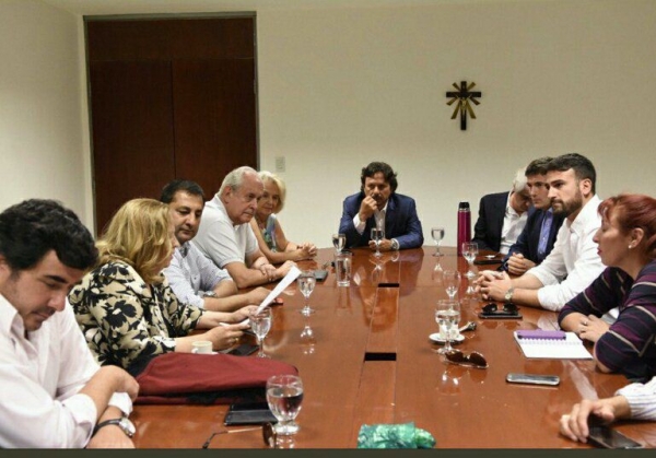 Sin Bettina, pero con Juan Esteban Romero, se conformó el bloque de diputados de Sáenz