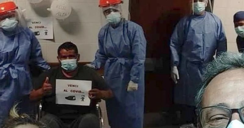 Intubado soñaba con su papá muerto y sus seres queridos, al despertar pidió un teléfono para hablar con la familia