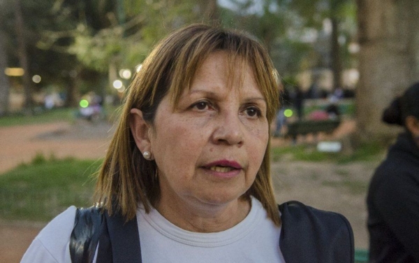 “Yo creo que acá hay plata del narcotráfico y también de la trata de personas, sino esta basura no podría tener dos abogados. No puede ser que alguien que está procesado por un crimen hoy sea vecino en barrio Santa Ana”