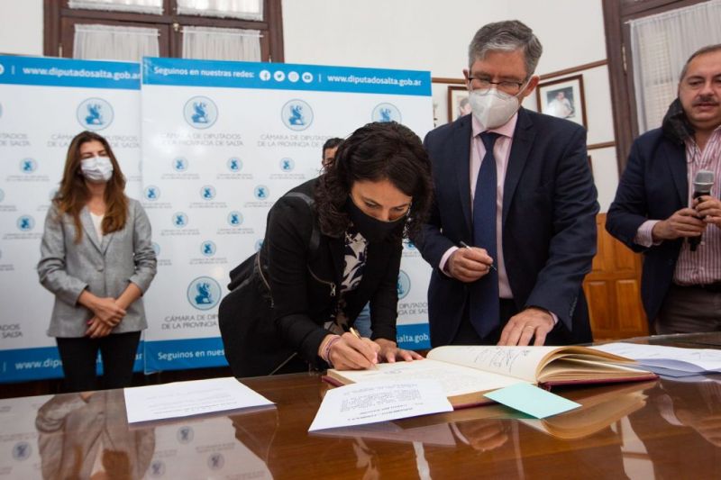 Asumió Carolina Ragone en la Cámara de Diputados