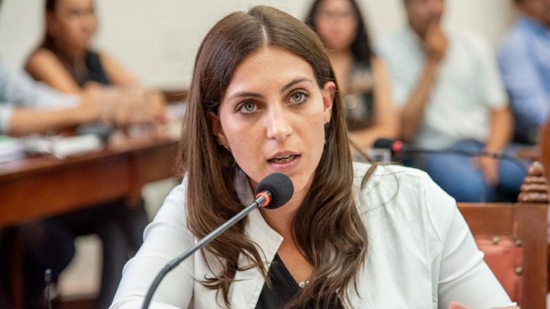 Benavides sostuvo que el convenio con CECAITRA viola la norma nacional sobre seguridad vial