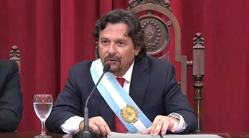 “Hay una subordinación del Poder Legislativo que permite que el Gobernador sea realmente un monarca”