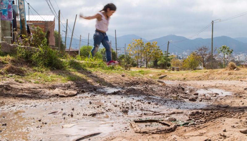 Vecinos de Barrio El Carmen reclamaron en el Grand Bourg